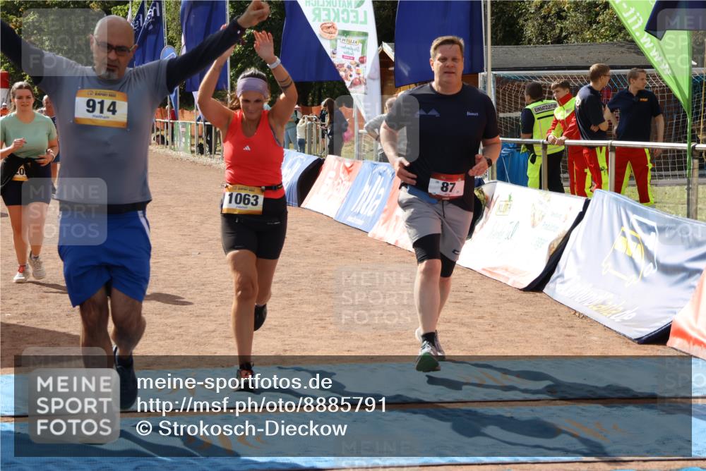 14.09.2025 - Airport Race Strokosch-Dieckow http://msf.ph/oto/8885791 14.09.2025 12:51:36 Ziel 87, 914, 1063, 1968, 2059 meine-sportfotos.de
