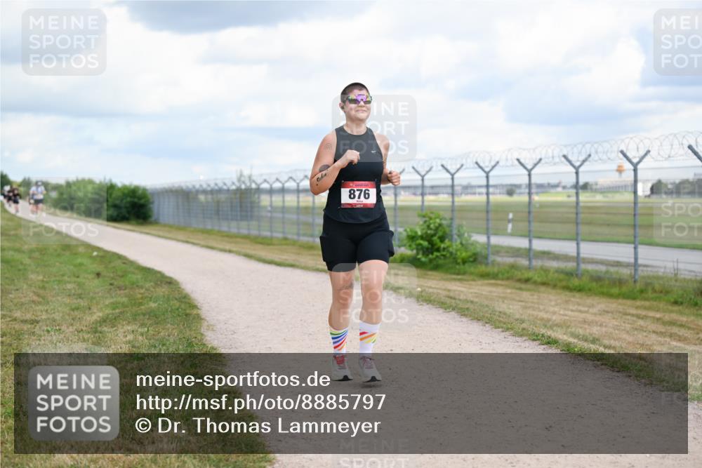 14.09.2025 - Airport Race Dr. Thomas Lammeyer http://msf.ph/oto/8885797 14.09.2025 12:43:40 Laufen 876 meine-sportfotos.de