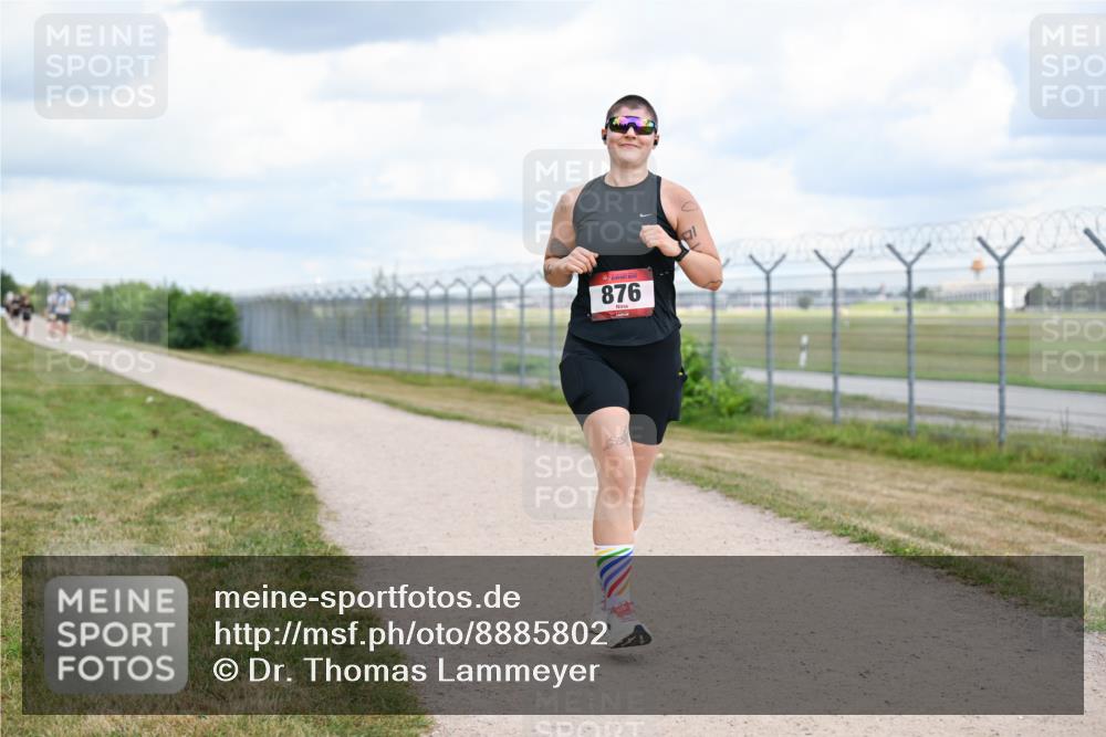 14.09.2025 - Airport Race Dr. Thomas Lammeyer http://msf.ph/oto/8885802 14.09.2025 12:43:41 Laufen 876 meine-sportfotos.de