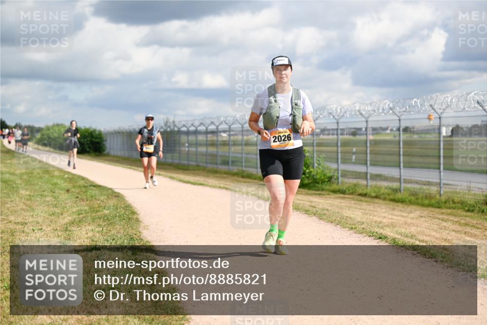 14.09.2025 - Airport Race Dr. Thomas Lammeyer http://msf.ph/oto/8885821 14.09.2025 12:44:04 Laufen 2026 meine-sportfotos.de