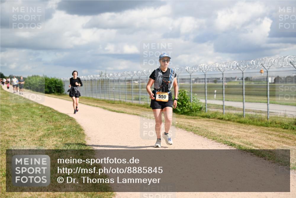 14.09.2025 - Airport Race Dr. Thomas Lammeyer http://msf.ph/oto/8885845 14.09.2025 12:44:08 Laufen 550 meine-sportfotos.de