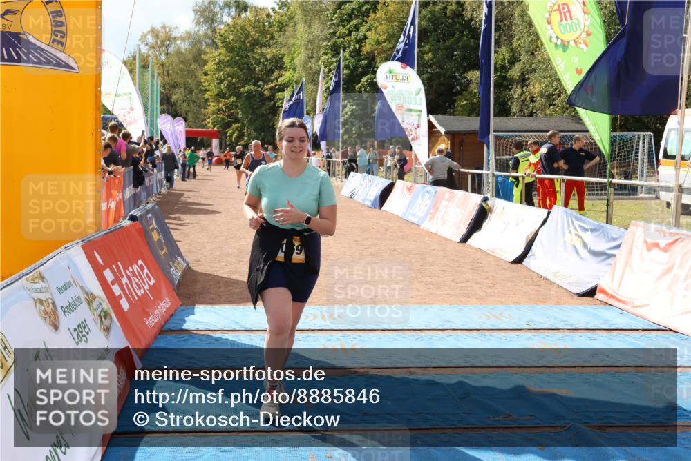 14.09.2025 - Airport Race Strokosch-Dieckow http://msf.ph/oto/8885846 14.09.2025 12:51:39 Ziel 87, 352, 914, 1063, 1968, 2059 meine-sportfotos.de