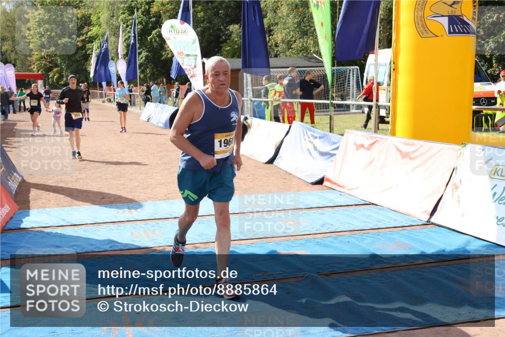 14.09.2025 - Airport Race Strokosch-Dieckow http://msf.ph/oto/8885864 14.09.2025 12:51:44 Ziel 352, 1349, 1581, 1968 meine-sportfotos.de