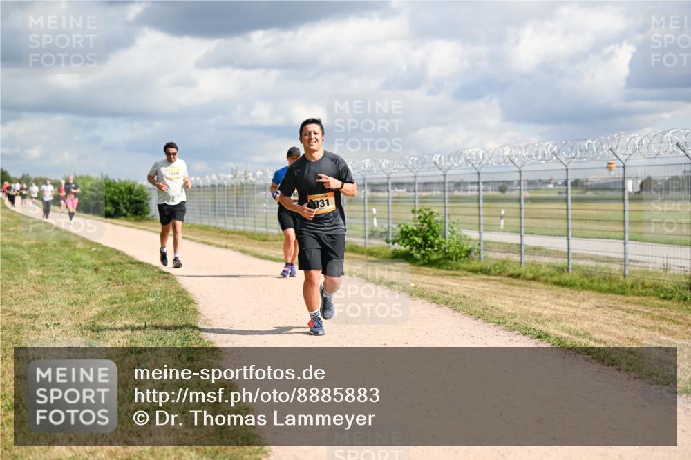 14.09.2025 - Airport Race Dr. Thomas Lammeyer http://msf.ph/oto/8885883 14.09.2025 12:44:29 Laufen 1806, 031 meine-sportfotos.de