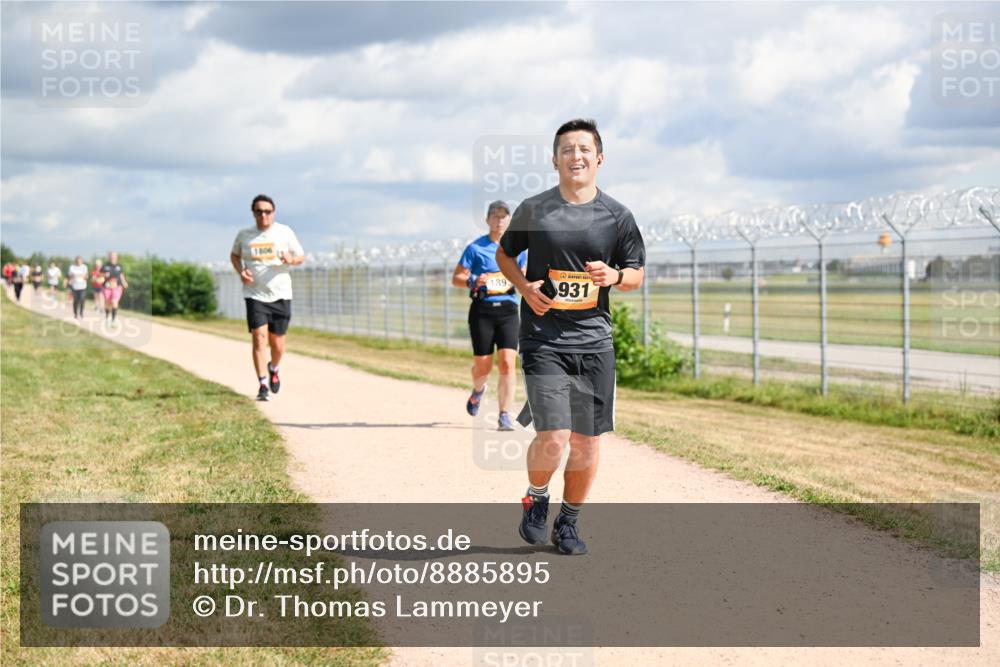 14.09.2025 - Airport Race Dr. Thomas Lammeyer http://msf.ph/oto/8885895 14.09.2025 12:44:30 Laufen 189, 931 meine-sportfotos.de