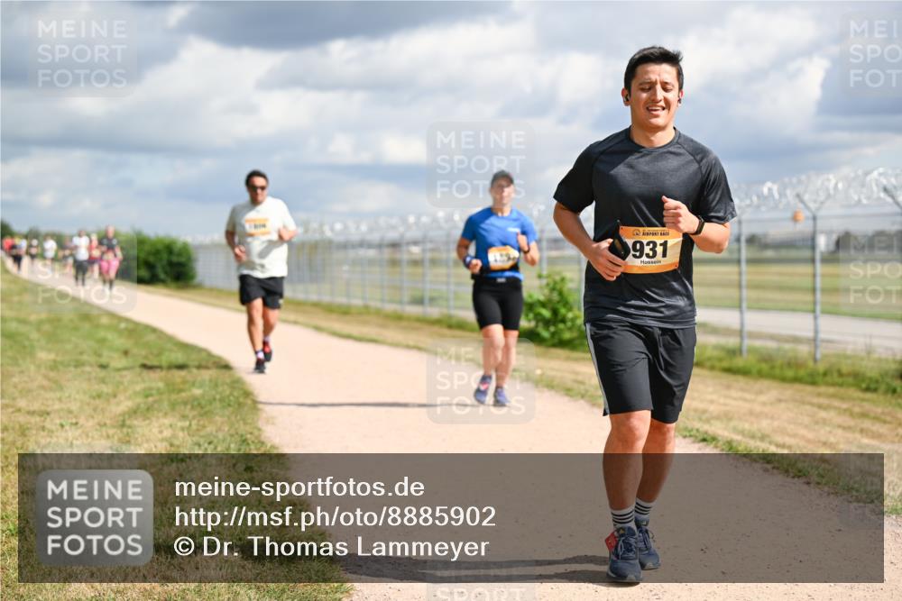 14.09.2025 - Airport Race Dr. Thomas Lammeyer http://msf.ph/oto/8885902 14.09.2025 12:44:31 Laufen 931 meine-sportfotos.de