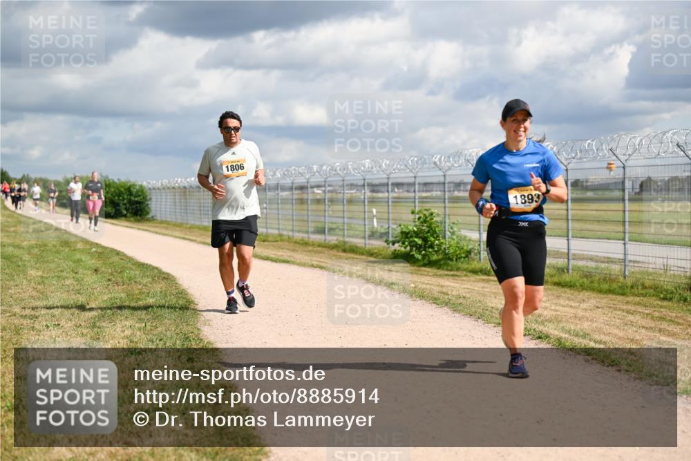 14.09.2025 - Airport Race Dr. Thomas Lammeyer http://msf.ph/oto/8885914 14.09.2025 12:44:32 Laufen 1806, 1893 meine-sportfotos.de