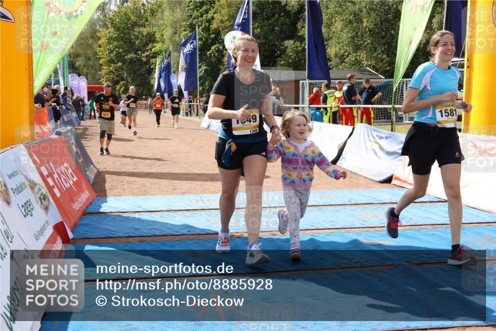 14.09.2025 - Airport Race Strokosch-Dieckow http://msf.ph/oto/8885928 14.09.2025 12:51:51 Ziel 317, 352, 1349, 1581, 1637, 2013, 4212, 4262 meine-sportfotos.de