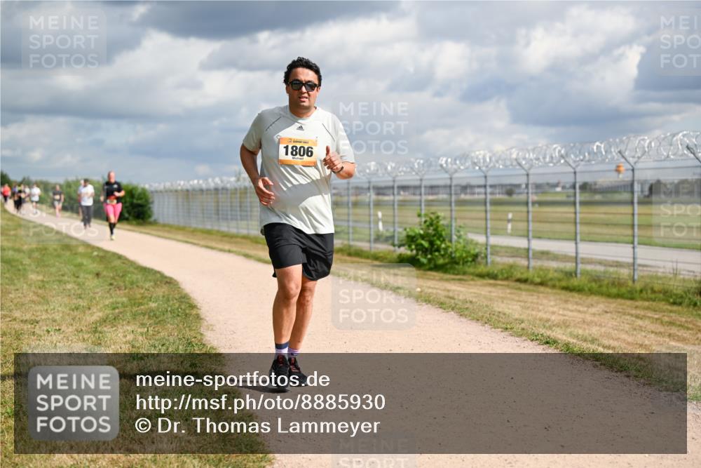 14.09.2025 - Airport Race Dr. Thomas Lammeyer http://msf.ph/oto/8885930 14.09.2025 12:44:34 Laufen 1806 meine-sportfotos.de