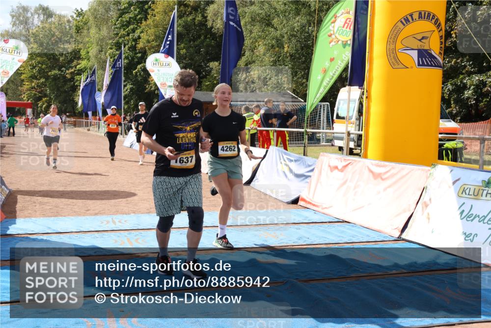 14.09.2025 - Airport Race Strokosch-Dieckow http://msf.ph/oto/8885942 14.09.2025 12:51:56 Ziel 317, 1637, 1981, 2013, 4212, 4262 meine-sportfotos.de