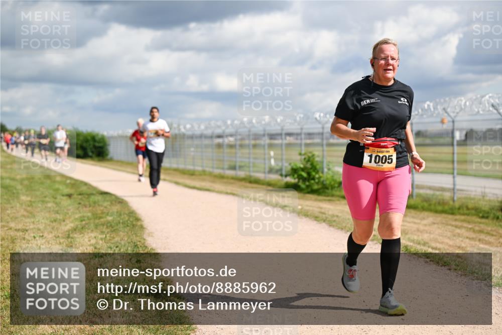 14.09.2025 - Airport Race Dr. Thomas Lammeyer http://msf.ph/oto/8885962 14.09.2025 12:44:47 Laufen 1005 meine-sportfotos.de