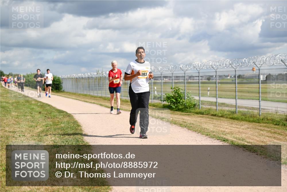 14.09.2025 - Airport Race Dr. Thomas Lammeyer http://msf.ph/oto/8885972 14.09.2025 12:44:51 Laufen 581, 083 meine-sportfotos.de