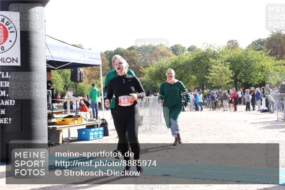 14.09.2025 - Stadtparktriathlon Strokosch-Dieckow http://msf.ph/oto/8885974 14.09.2025 11:08:39 Ziel 587 meine-sportfotos.de