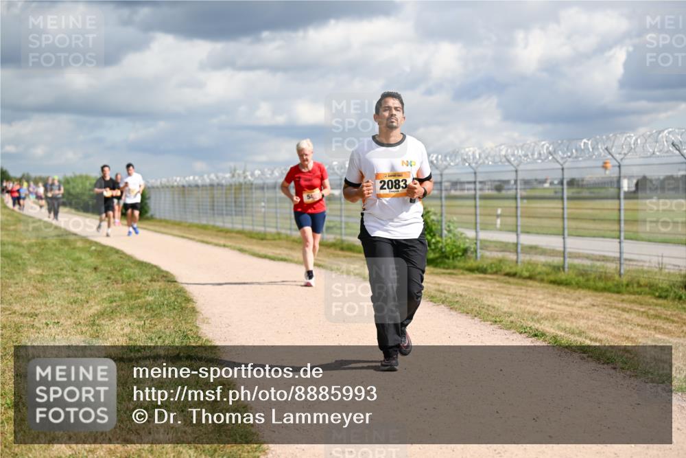 14.09.2025 - Airport Race Dr. Thomas Lammeyer http://msf.ph/oto/8885993 14.09.2025 12:44:52 Laufen 54, 2083 meine-sportfotos.de