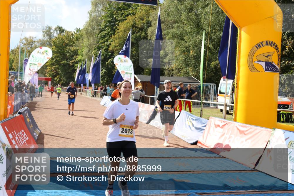 14.09.2025 - Airport Race Strokosch-Dieckow http://msf.ph/oto/8885999 14.09.2025 12:51:59 Ziel 317, 1637, 1981, 2013, 4212, 4262 meine-sportfotos.de