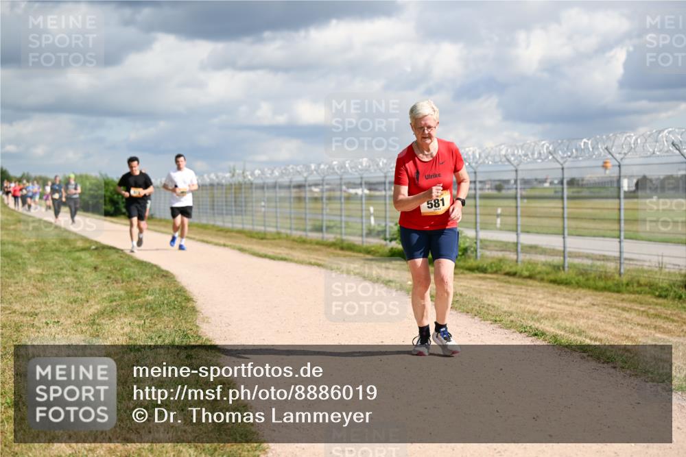 14.09.2025 - Airport Race Dr. Thomas Lammeyer http://msf.ph/oto/8886019 14.09.2025 12:44:55 Laufen 581 meine-sportfotos.de