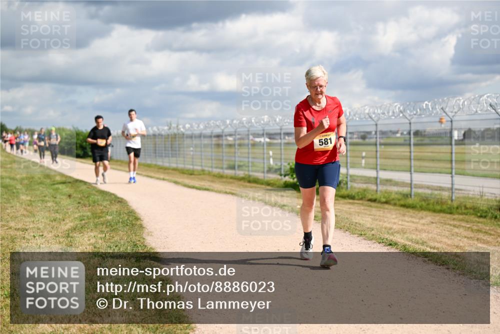 14.09.2025 - Airport Race Dr. Thomas Lammeyer http://msf.ph/oto/8886023 14.09.2025 12:44:55 Laufen 581 meine-sportfotos.de