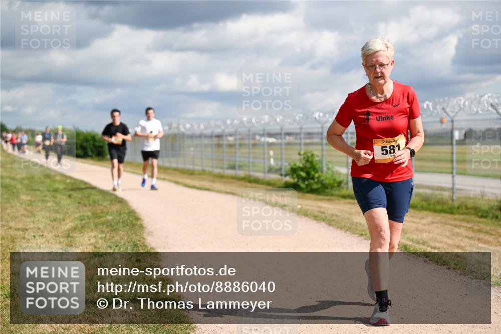 14.09.2025 - Airport Race Dr. Thomas Lammeyer http://msf.ph/oto/8886040 14.09.2025 12:44:57 Laufen 581 meine-sportfotos.de