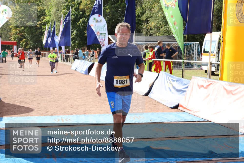 14.09.2025 - Airport Race Strokosch-Dieckow http://msf.ph/oto/8886057 14.09.2025 12:52:04 Ziel 317, 338, 1699, 1769, 1981 meine-sportfotos.de