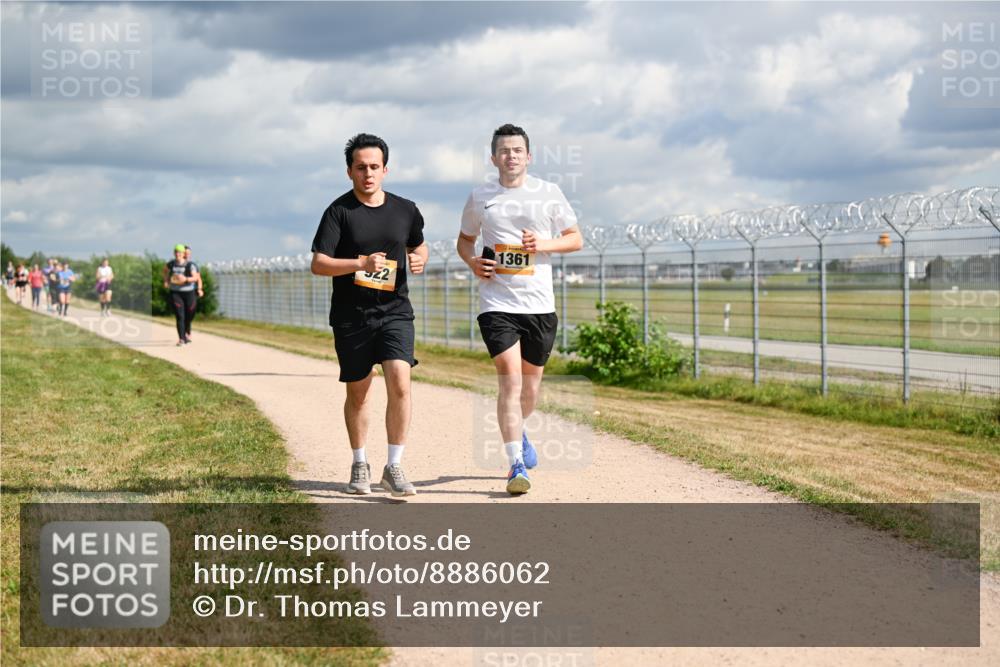 14.09.2025 - Airport Race Dr. Thomas Lammeyer http://msf.ph/oto/8886062 14.09.2025 12:45:01 Laufen 1361 meine-sportfotos.de