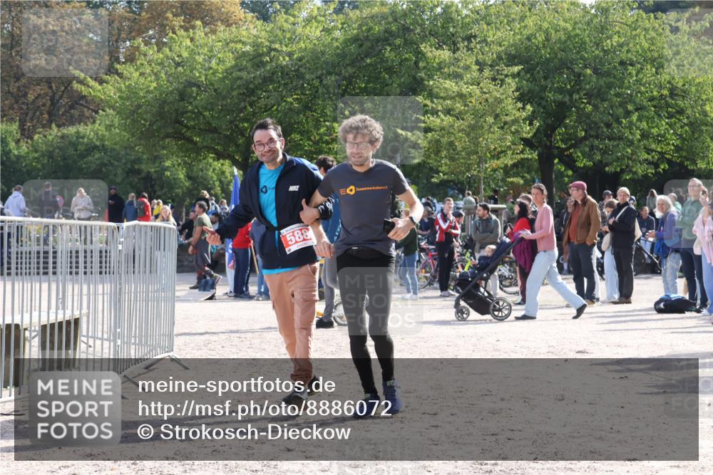 14.09.2025 - Stadtparktriathlon Strokosch-Dieckow http://msf.ph/oto/8886072 14.09.2025 11:11:33 Ziel 588 meine-sportfotos.de
