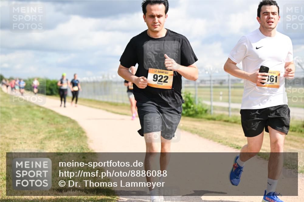 14.09.2025 - Airport Race Dr. Thomas Lammeyer http://msf.ph/oto/8886088 14.09.2025 12:45:03 Laufen 922, 361 meine-sportfotos.de