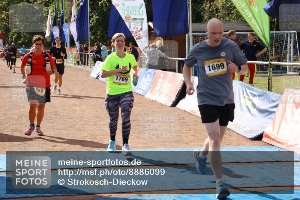 14.09.2025 - Airport Race Strokosch-Dieckow http://msf.ph/oto/8886099 14.09.2025 12:52:10 Ziel 338, 1137, 1699, 1769, 1915, 1986 meine-sportfotos.de