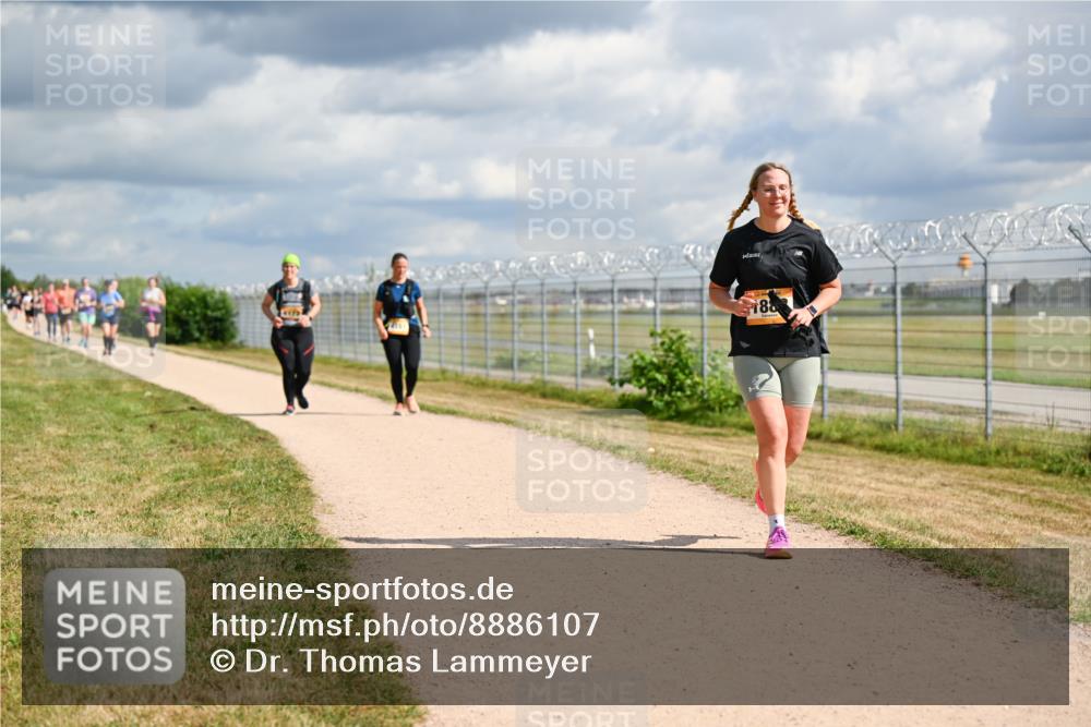 14.09.2025 - Airport Race Dr. Thomas Lammeyer http://msf.ph/oto/8886107 14.09.2025 12:45:07 Laufen 188 meine-sportfotos.de