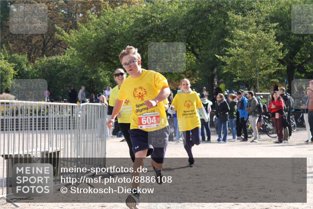 14.09.2025 - Stadtparktriathlon Strokosch-Dieckow http://msf.ph/oto/8886108 14.09.2025 11:13:04 Ziel 604 meine-sportfotos.de