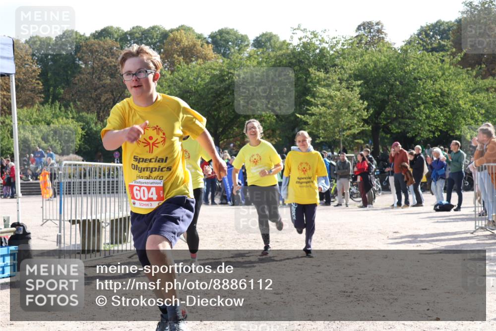 14.09.2025 - Stadtparktriathlon Strokosch-Dieckow http://msf.ph/oto/8886112 14.09.2025 11:13:05 Ziel 604 meine-sportfotos.de