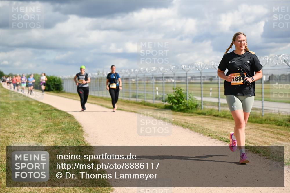 14.09.2025 - Airport Race Dr. Thomas Lammeyer http://msf.ph/oto/8886117 14.09.2025 12:45:07 Laufen 188 meine-sportfotos.de