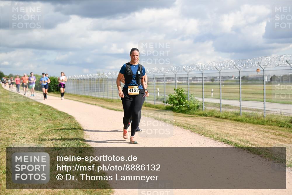 14.09.2025 - Airport Race Dr. Thomas Lammeyer http://msf.ph/oto/8886132 14.09.2025 12:45:12 Laufen 4151 meine-sportfotos.de