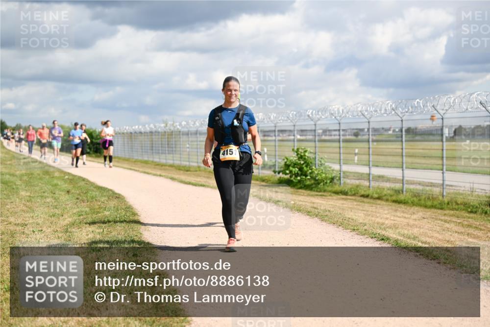 14.09.2025 - Airport Race Dr. Thomas Lammeyer http://msf.ph/oto/8886138 14.09.2025 12:45:12 Laufen 415 meine-sportfotos.de