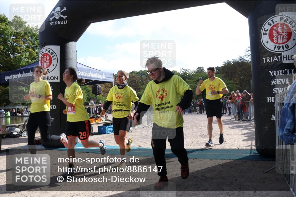 14.09.2025 - Stadtparktriathlon Strokosch-Dieckow http://msf.ph/oto/8886147 14.09.2025 11:13:53 Ziel 607 meine-sportfotos.de