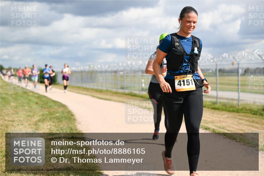 14.09.2025 - Airport Race Dr. Thomas Lammeyer http://msf.ph/oto/8886165 14.09.2025 12:45:14 Laufen 4151 meine-sportfotos.de