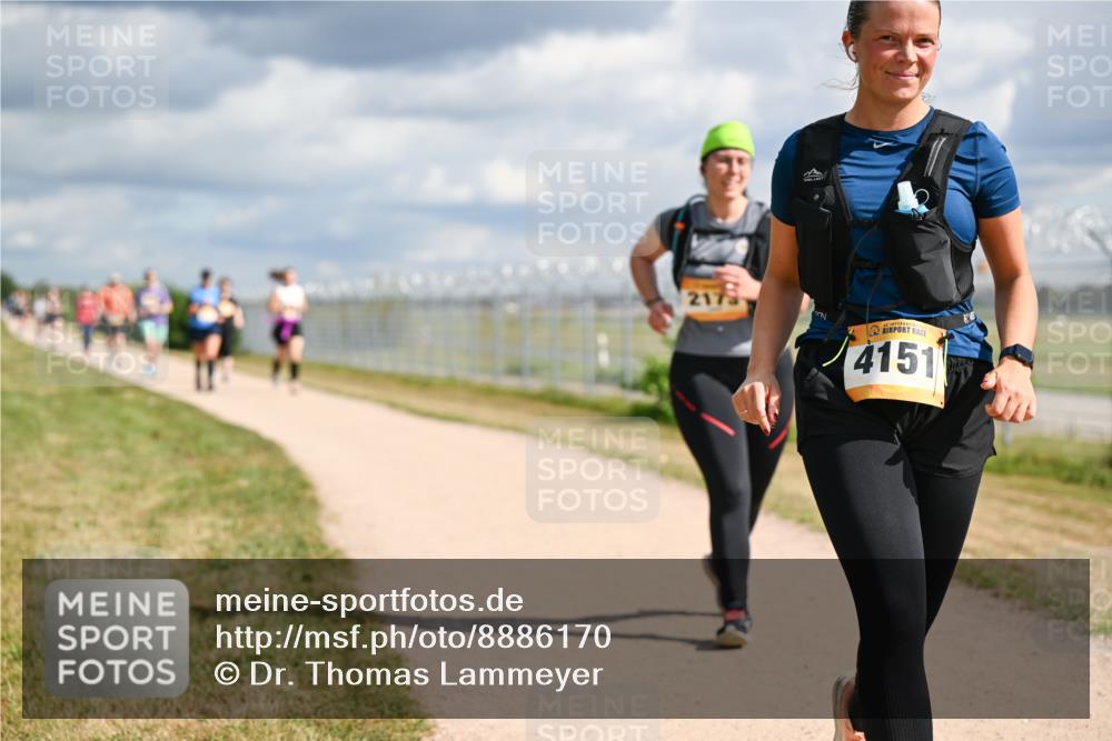 14.09.2025 - Airport Race Dr. Thomas Lammeyer http://msf.ph/oto/8886170 14.09.2025 12:45:14 Laufen 2179, 4151 meine-sportfotos.de