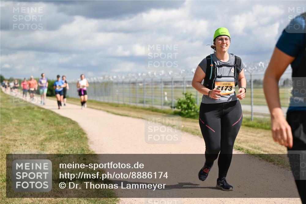 14.09.2025 - Airport Race Dr. Thomas Lammeyer http://msf.ph/oto/8886174 14.09.2025 12:45:15 Laufen 2173 meine-sportfotos.de