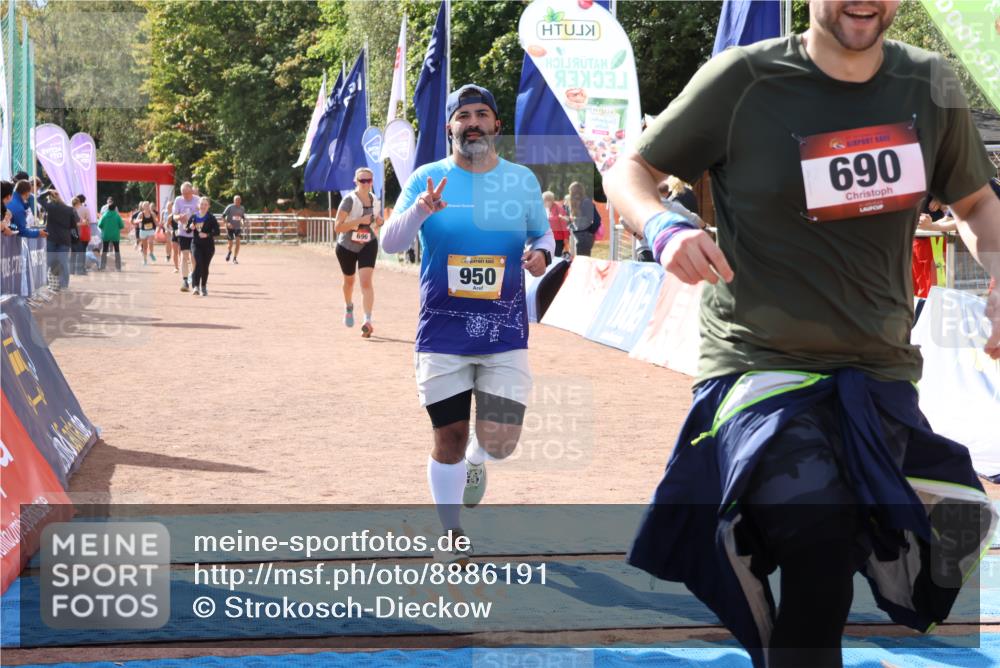 14.09.2025 - Airport Race Strokosch-Dieckow http://msf.ph/oto/8886191 14.09.2025 12:52:25 Ziel 659, 690, 696, 950, 1476 meine-sportfotos.de
