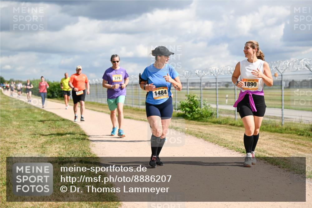 14.09.2025 - Airport Race Dr. Thomas Lammeyer http://msf.ph/oto/8886207 14.09.2025 12:45:23 Laufen 579, 1484, 1890 meine-sportfotos.de