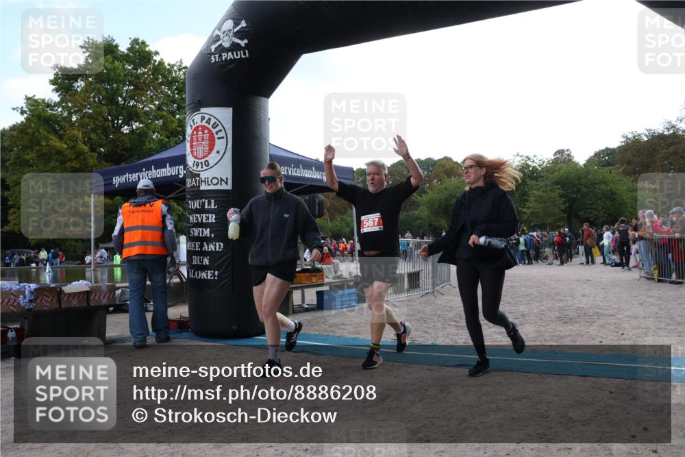 14.09.2025 - Stadtparktriathlon Strokosch-Dieckow http://msf.ph/oto/8886208 14.09.2025 11:15:22 Ziel 567 meine-sportfotos.de