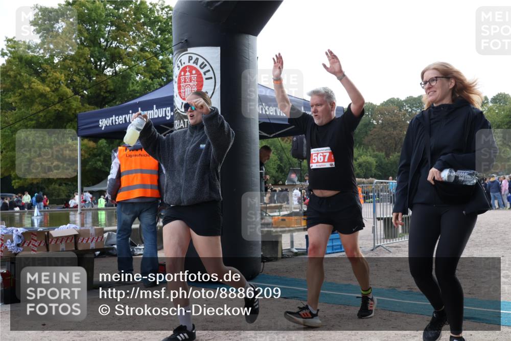 14.09.2025 - Stadtparktriathlon Strokosch-Dieckow http://msf.ph/oto/8886209 14.09.2025 11:15:22 Ziel 567 meine-sportfotos.de