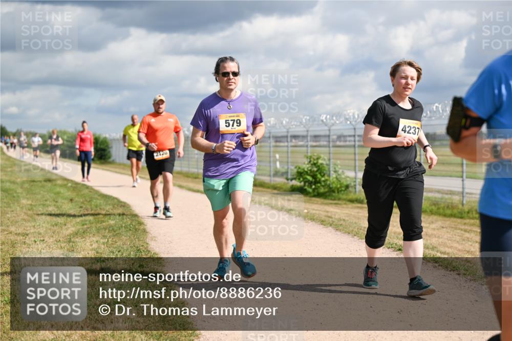 14.09.2025 - Airport Race Dr. Thomas Lammeyer http://msf.ph/oto/8886236 14.09.2025 12:45:25 Laufen 2120, 579, 4237 meine-sportfotos.de