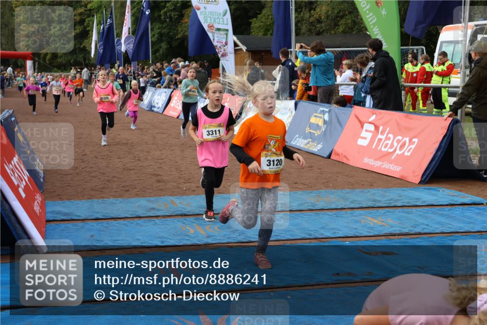 14.09.2025 - Airport Race Strokosch-Dieckow http://msf.ph/oto/8886241 14.09.2025 10:29:52 Ziel 3032, 3038, 3120, 3286, 3311, 3325, 3336, 3482, 3576, 3593, 3721, 3739, 3741 meine-sportfotos.de