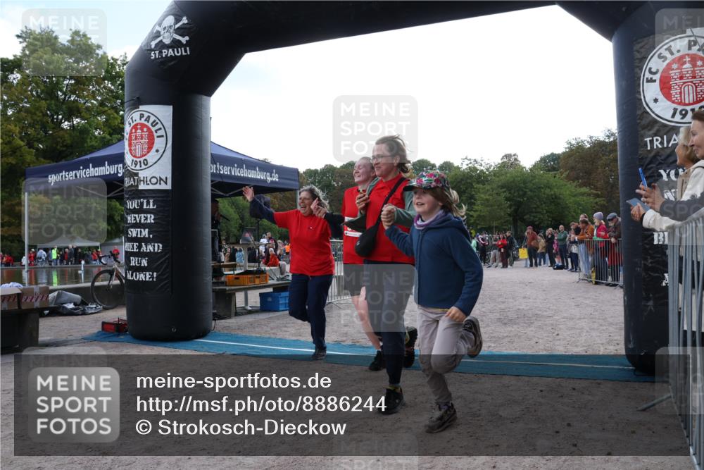 14.09.2025 - Stadtparktriathlon Strokosch-Dieckow http://msf.ph/oto/8886244 14.09.2025 11:15:48 Ziel 542 meine-sportfotos.de