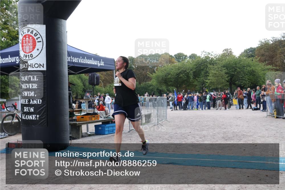 14.09.2025 - Stadtparktriathlon Strokosch-Dieckow http://msf.ph/oto/8886259 14.09.2025 11:15:57 Ziel 511 meine-sportfotos.de