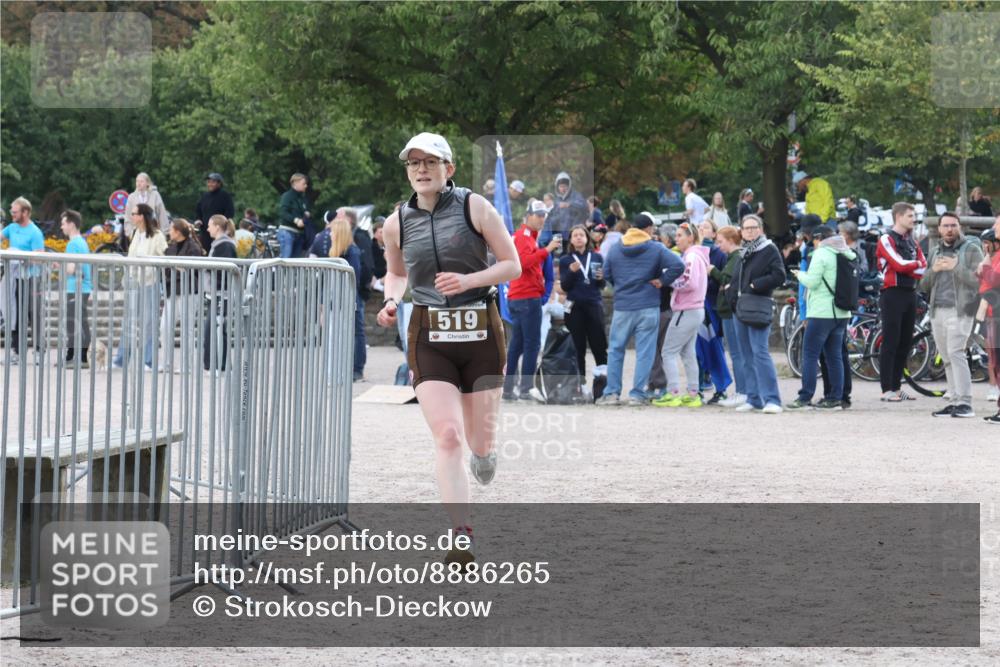 14.09.2025 - Stadtparktriathlon Strokosch-Dieckow http://msf.ph/oto/8886265 14.09.2025 11:16:18 Ziel 519 meine-sportfotos.de