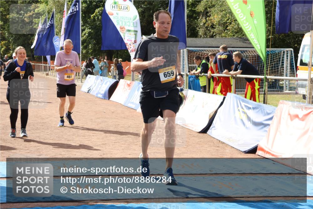 14.09.2025 - Airport Race Strokosch-Dieckow http://msf.ph/oto/8886284 14.09.2025 12:52:33 Ziel 461, 659, 696, 1022, 1256, 1476, 1535, 1604, 2041 meine-sportfotos.de