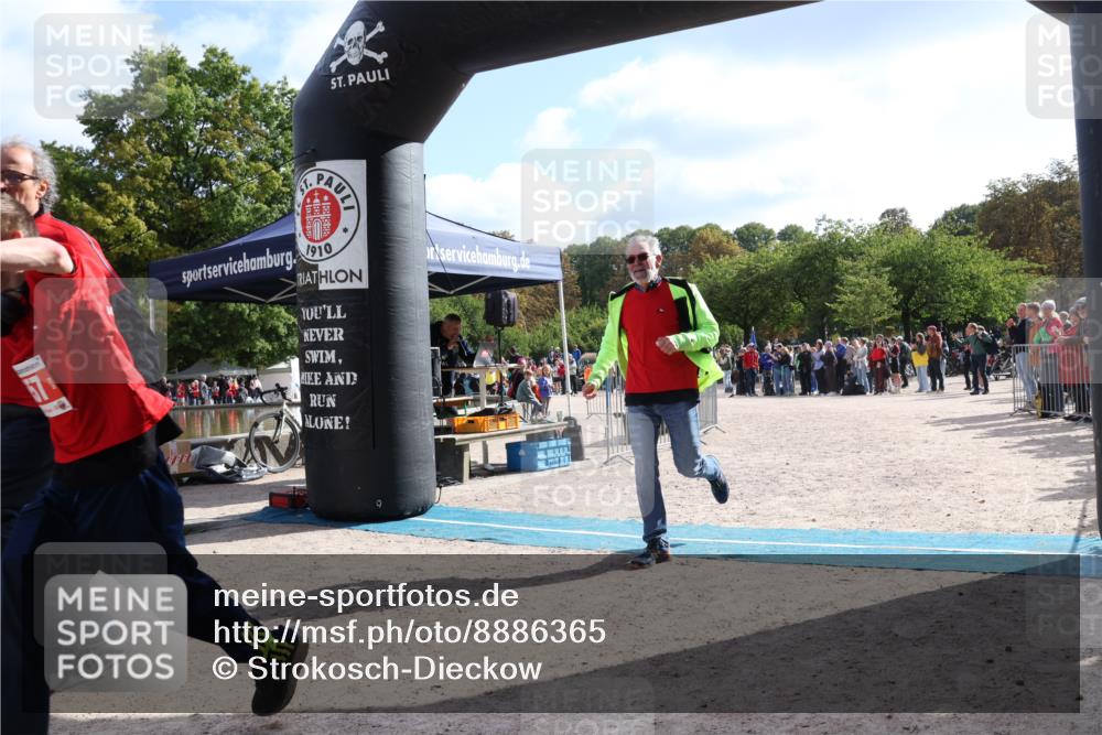 14.09.2025 - Stadtparktriathlon Strokosch-Dieckow http://msf.ph/oto/8886365 14.09.2025 11:19:43 Ziel 557, 562 meine-sportfotos.de
