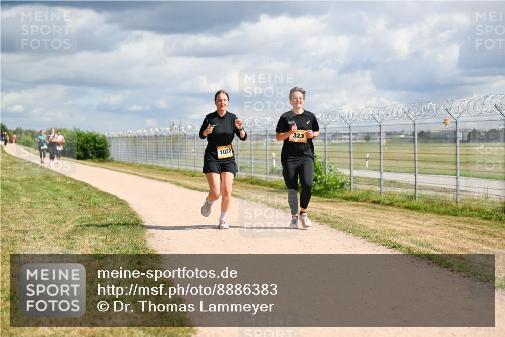 14.09.2025 - Airport Race Dr. Thomas Lammeyer http://msf.ph/oto/8886383 14.09.2025 12:45:55 Laufen 1020, 323 meine-sportfotos.de