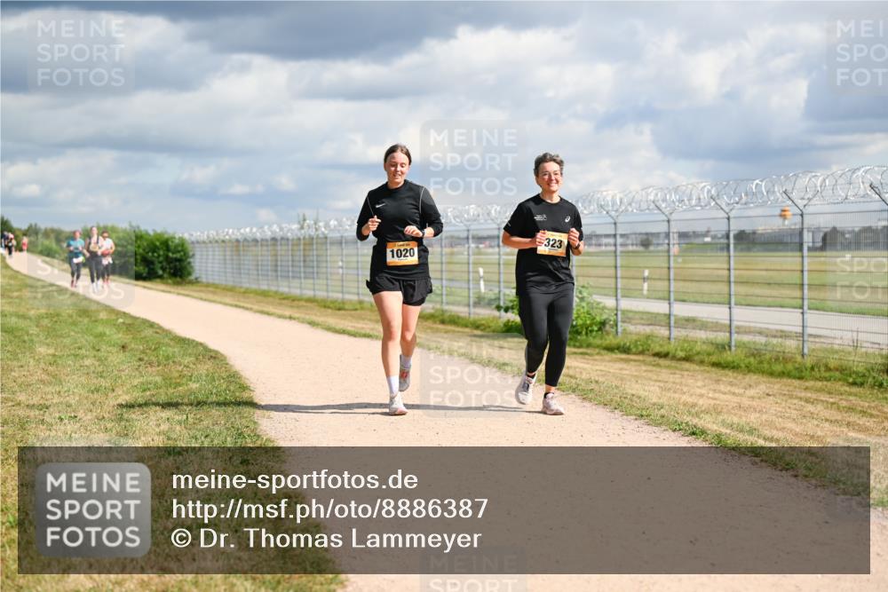 14.09.2025 - Airport Race Dr. Thomas Lammeyer http://msf.ph/oto/8886387 14.09.2025 12:45:55 Laufen 1020, 323 meine-sportfotos.de